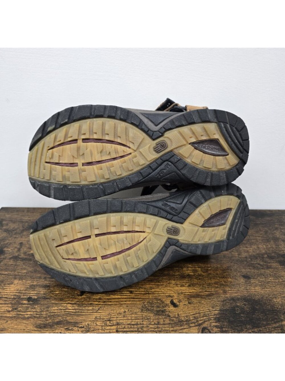 Teva Walk And Hike Leather Sandals Mens US Size 9 Terra Fl Lite Brown Outdoor - Picture 6 of 7